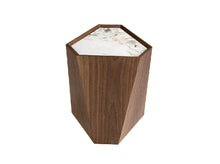 Charger l'image dans la visionneuse de la galerie, Table d’angle triangulaire en porcelaine, marbre et noyer 2134 Angel Cerdá