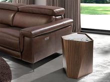 Charger l'image dans la visionneuse de la galerie, Table d’angle triangulaire en porcelaine, marbre et noyer 2134 Angel Cerdá