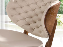 Charger l'image dans la visionneuse de la galerie, Fauteuil en similicuir sable et noyer 5141 Angel Cerdá