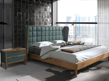 Charger l'image dans la visionneuse de la galerie, Table de chevet en PVC vert foncé et noyer 7149 Angel Cerdá