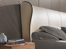 Charger l'image dans la visionneuse de la galerie, Lit en croûte de cuir crème 7157 Angel Cerdá