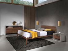 Charger l'image dans la visionneuse de la galerie, Lit en noyer 7178 Angel Cerdá