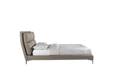 Charger l'image dans la visionneuse de la galerie, Lit rembourré en similicuir avec coussins Angel Cerda 7014