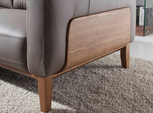 Charger l'image dans la visionneuse de la galerie, Canapé 3 places moderne en cuir et bois de noyer Angel Cerda