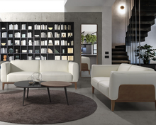 Charger l'image dans la visionneuse de la galerie, Canapé 2 Places en cuir avec structure en Bois de Noyer Collection Angel Cerda