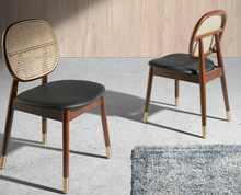 Charger l'image dans la visionneuse de la galerie, Lot de 2 Chaises 4093 Angel Cerda rembourrée en similicuir avec dossier en rotin