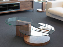 Charger l'image dans la visionneuse de la galerie, Angel Cerda 2019 Table basse design "Vetro" duo