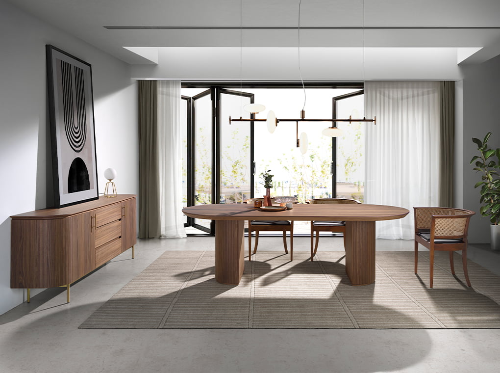 Buffet design en bois de noyer avec poignées en acier doré – Angel Cerdá 3228