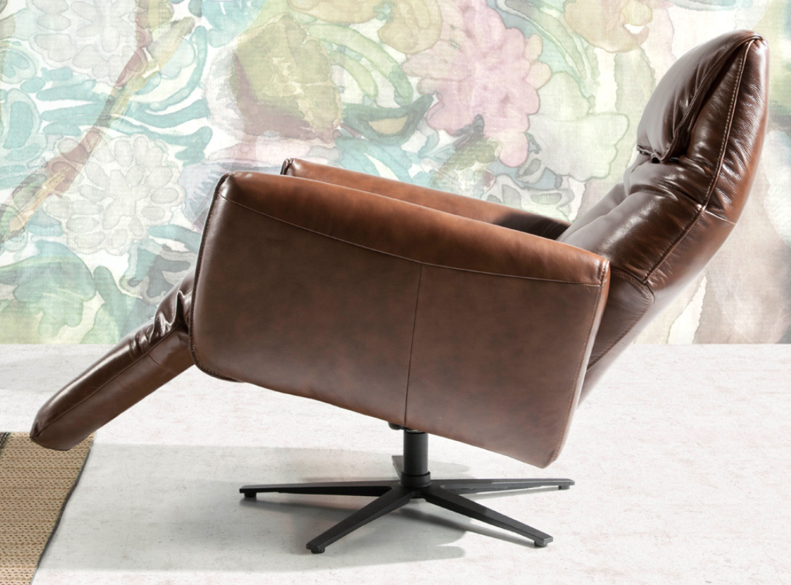 Fauteuil pivotant cuir marron Angel Cerda