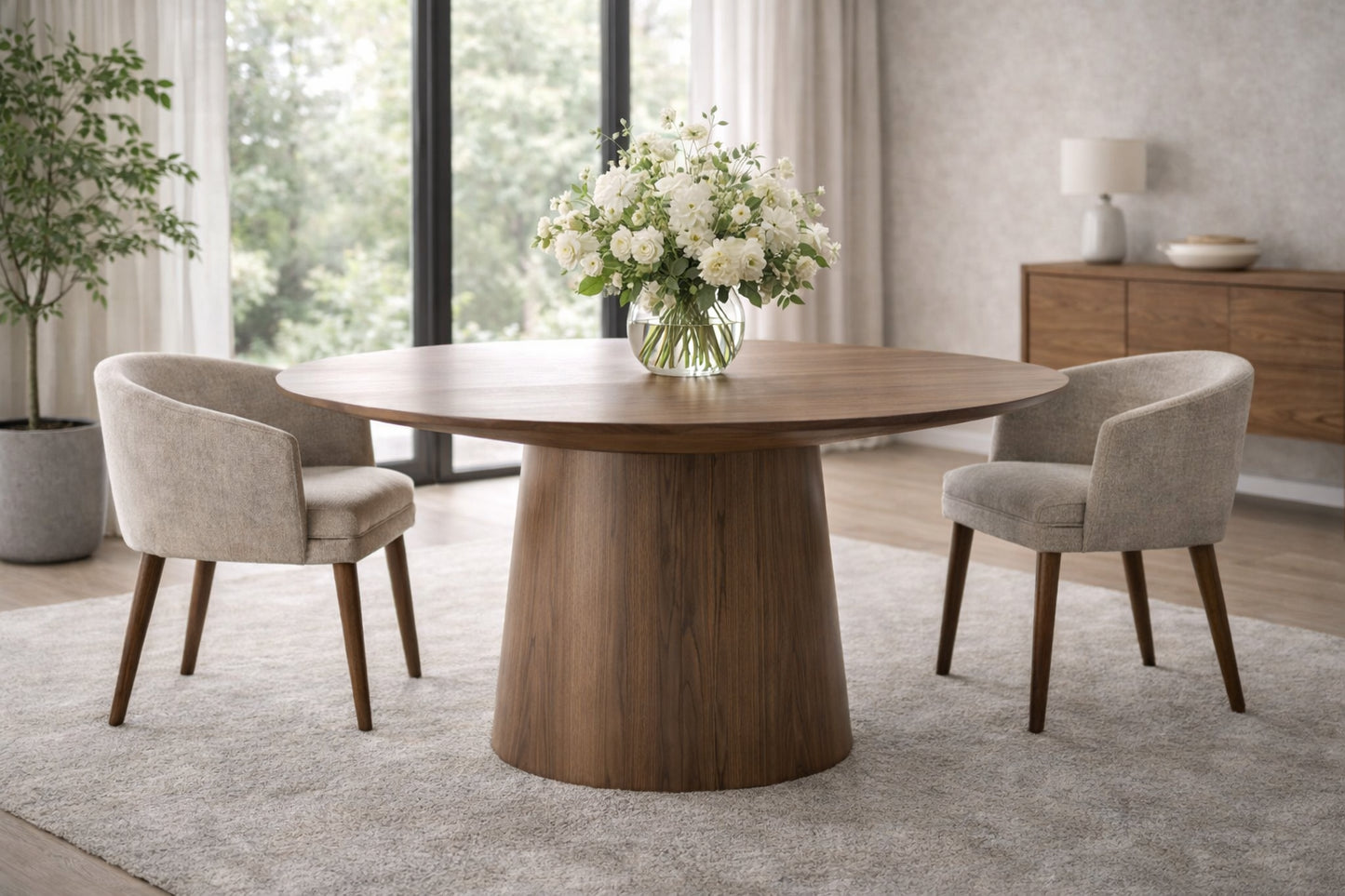 Table de salle à manger ovale en bois de noyer