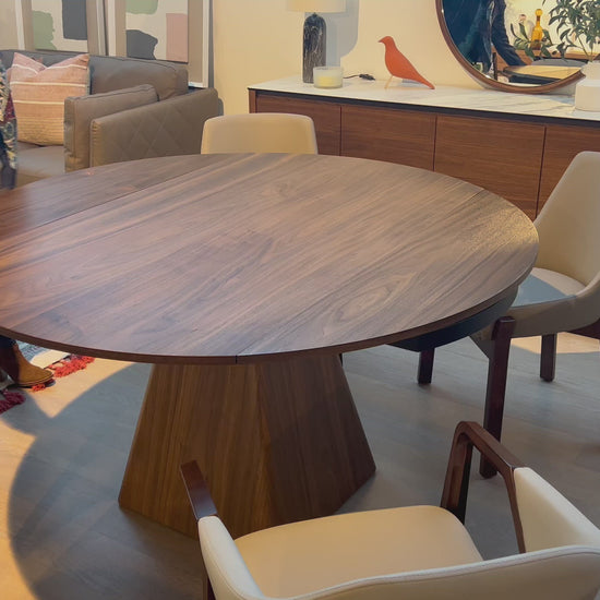 vidéo démonstration table à manger extensible en Noyer  Angel cerda
