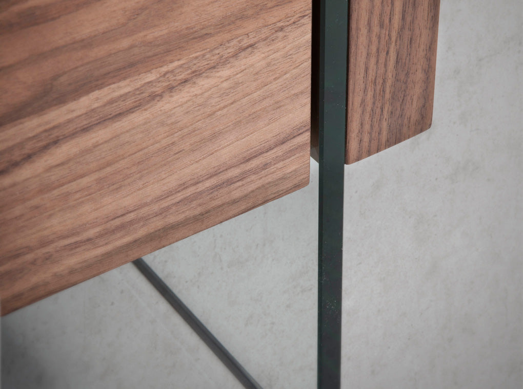 3085 Meuble tv design "Vetro" Angel Cerda en bois de noyer et verre trempé